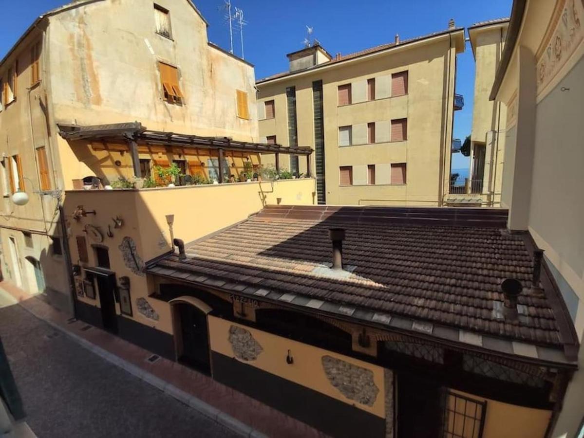 Casa Del Surf - By Ligooria Apartment Пиетра Лигуре Екстериор снимка